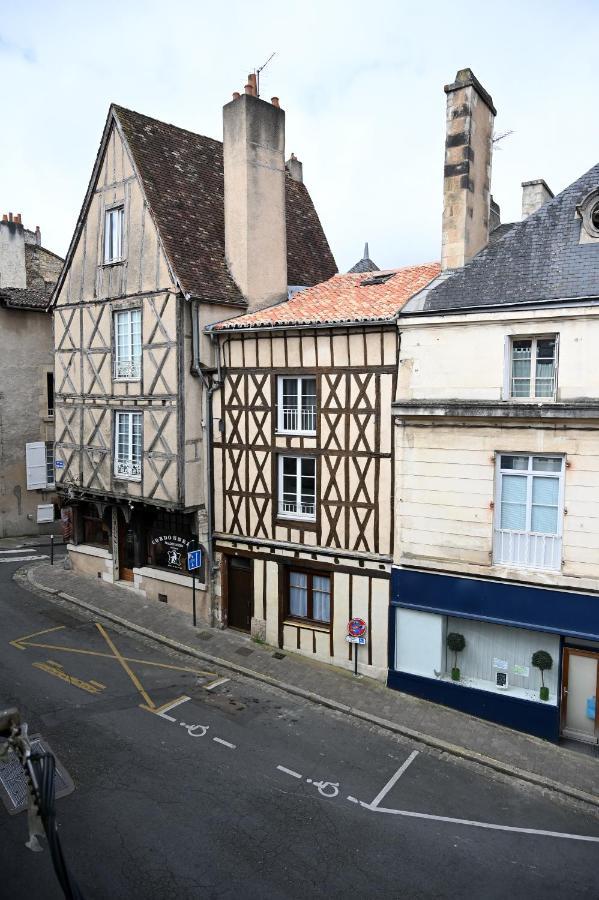 Maison Avec Spa Dans L'Hyper Centre De ポアティエ エクステリア 写真